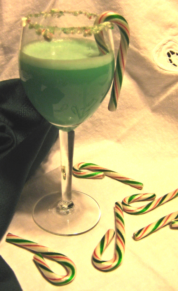 Mint Fuzzy Slipper, a festive alcoholic vegan drink
